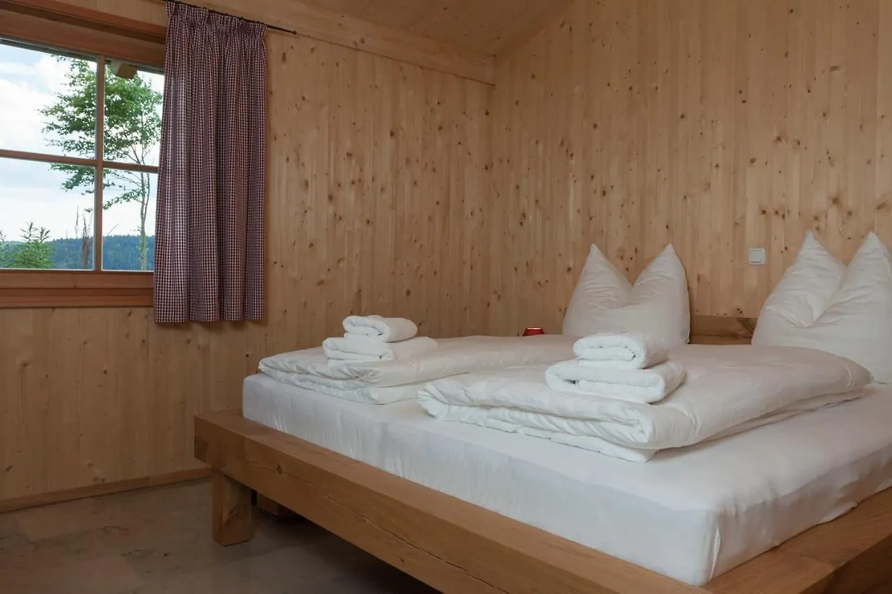 Chalets, Ferienhaeuser Mit Sauna Am Ferienhof Schiegl In Alleinlage Brennberg